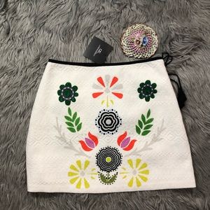New CR Cynthia Rowley Floral Mini Skirt Tassel